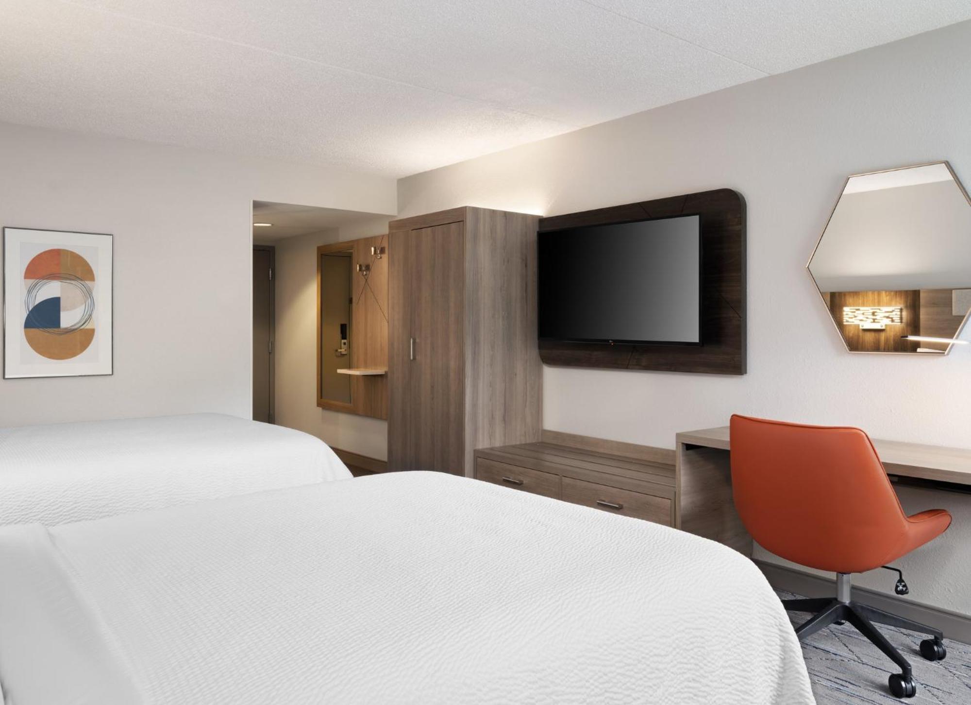 Holiday Inn Express Indianapolis Airport By Ihg Plainfield Exterior foto